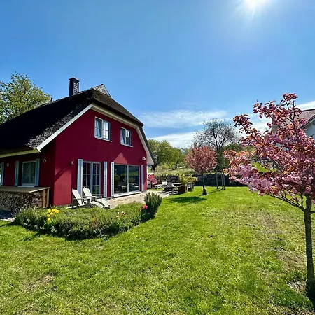 Villa-holzreich * Lohme