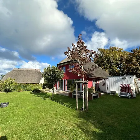 Villa-holzreich * Lohme