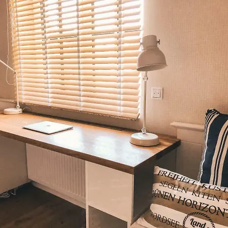 Villa-holzreich * Lohme