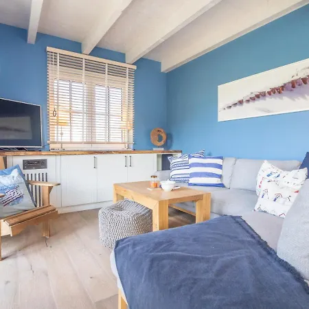 Villa-holzreich * Lohme